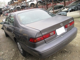 1998 TOYOTA CAMRY LE PEARL BLUE 2.2L AT Z16214